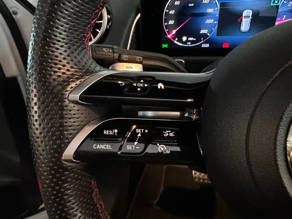 Mercedes-Benz GLB 180 Star Edition AMG Line Plus Pano uit 2024, foto 13