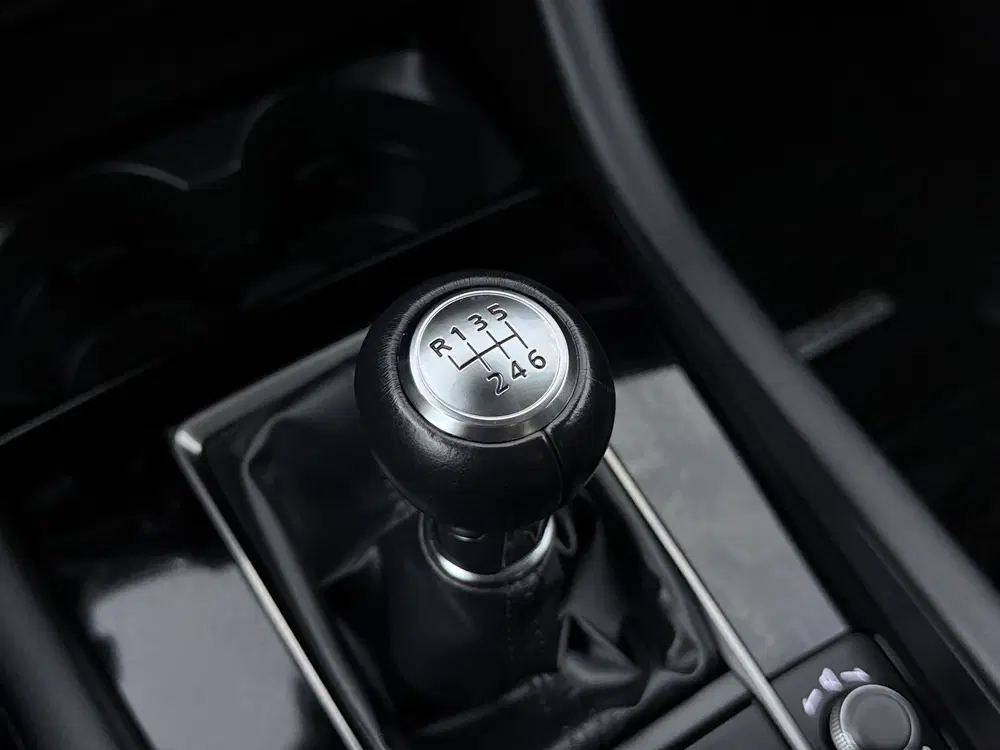 Mazda 3 2.0 e-SkyActiv-G M Hybrid 150 Exclusive-li uit 2024, foto 9