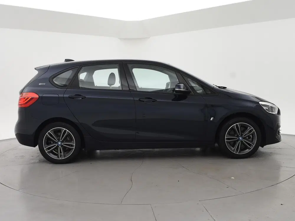BMW 2-serie Active Tourer 225xe 224 PK XDRIVE PLUG-IN uit 2019, foto 10