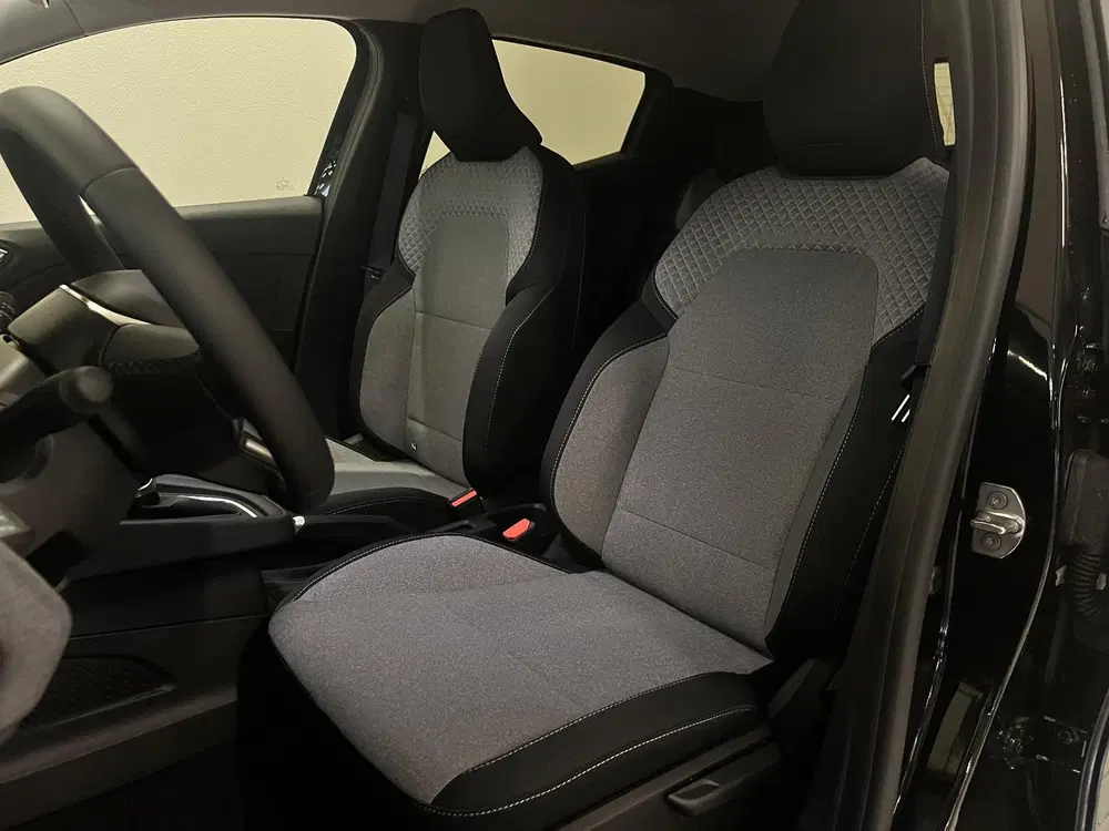 Mitsubishi Colt 1.6 HEV 145 Intense uit 2026, foto 7