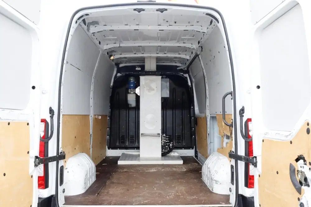 Renault Master T35 2.3 dCi 145pk L2H2 121FT Hoogwerker We uit 2021, foto 14