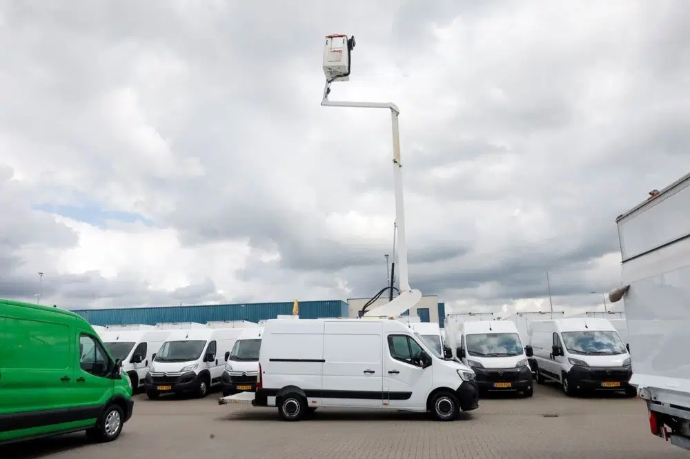 Renault Master T35 2.3 dCi 145pk L2H2 121FT Hoogwerker We uit 2021, foto 4