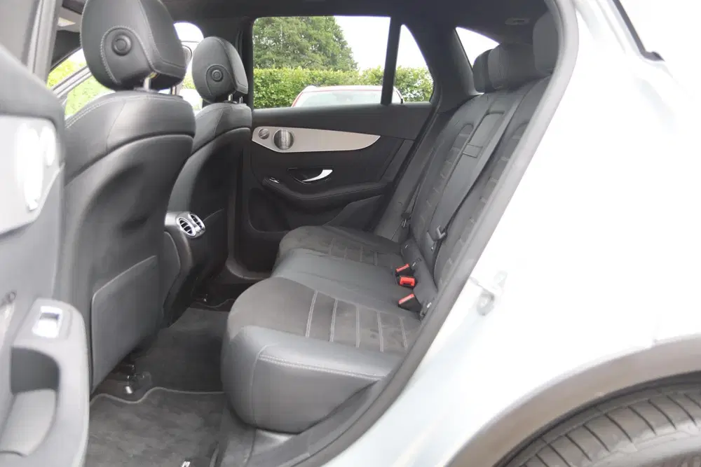 Mercedes-Benz GLC 🔥 Mercedes-Benz GLC 300 e 4MATIC Premium P uit 2020, foto 7