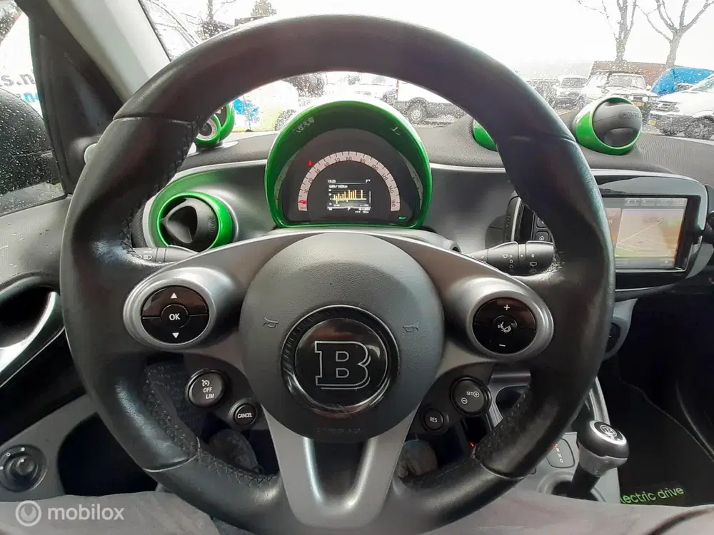Smart forTwo Electric Drive Prime Brabus Apk 04-27 uit 2019, foto 6