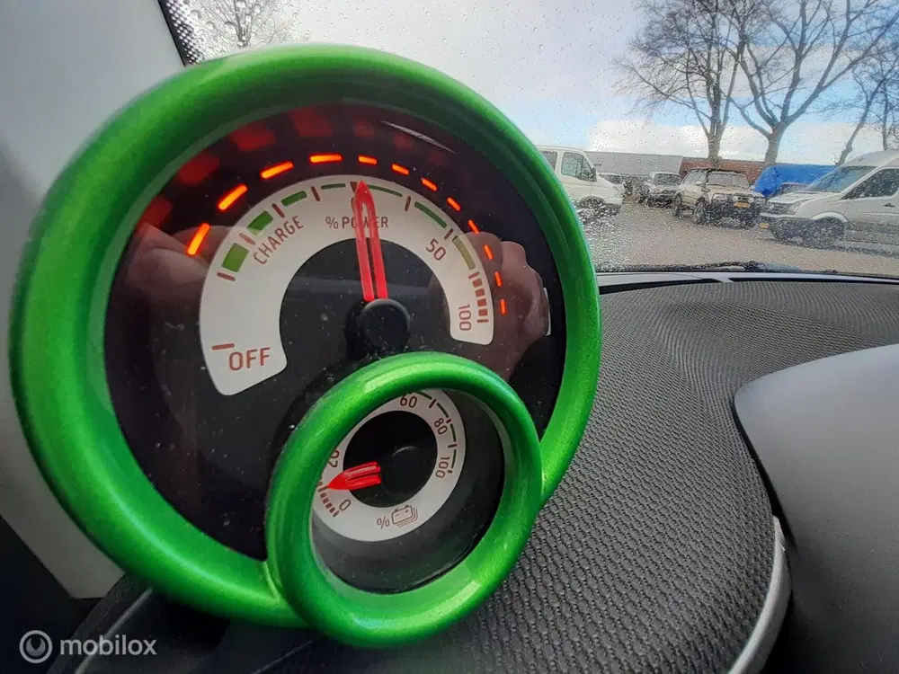 Smart forTwo Electric Drive Prime Brabus Apk 04-27 uit 2019, foto 8