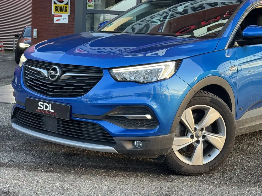 Opel Grandland 1.6 Turbo Hybrid Business Elegance uit 2021, foto 6