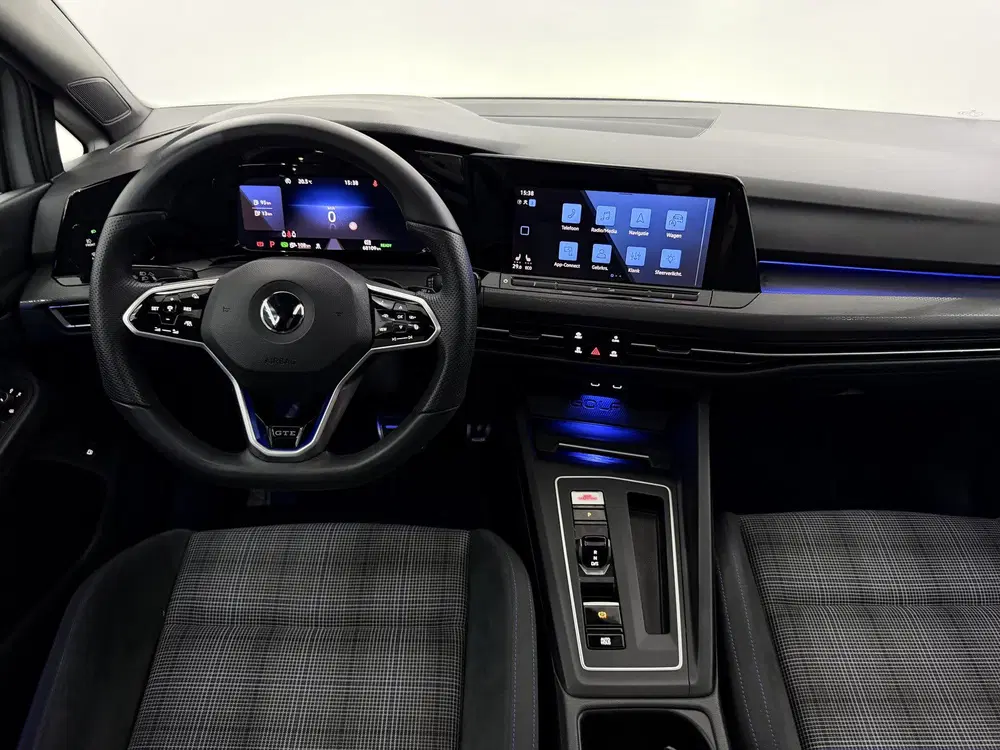 Volkswagen Golf 1.4 eHybrid GTE Panoramadak uit 2022, foto 12