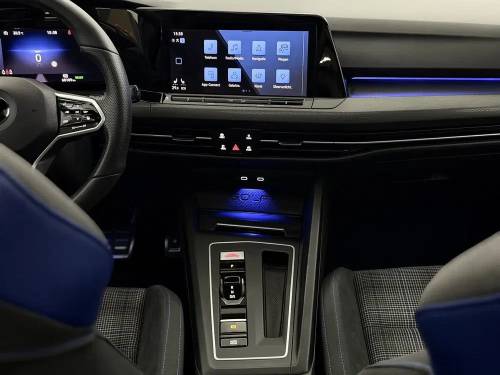 Volkswagen Golf 1.4 eHybrid GTE Panoramadak uit 2022, foto 13