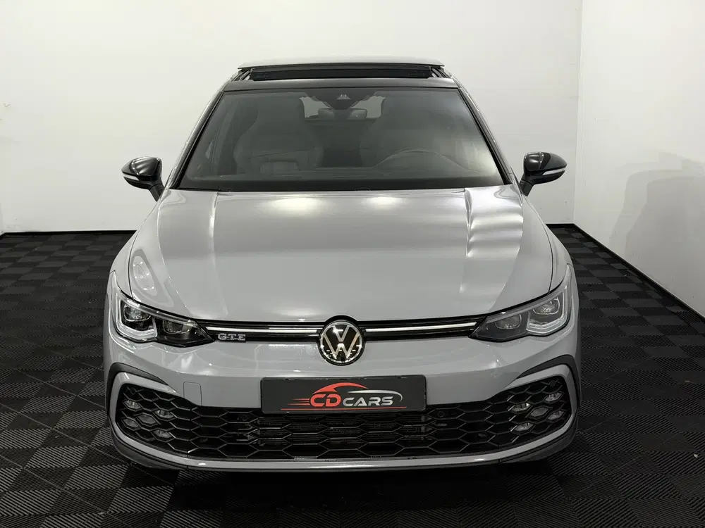 Volkswagen Golf 1.4 eHybrid GTE Panoramadak uit 2022, foto 2