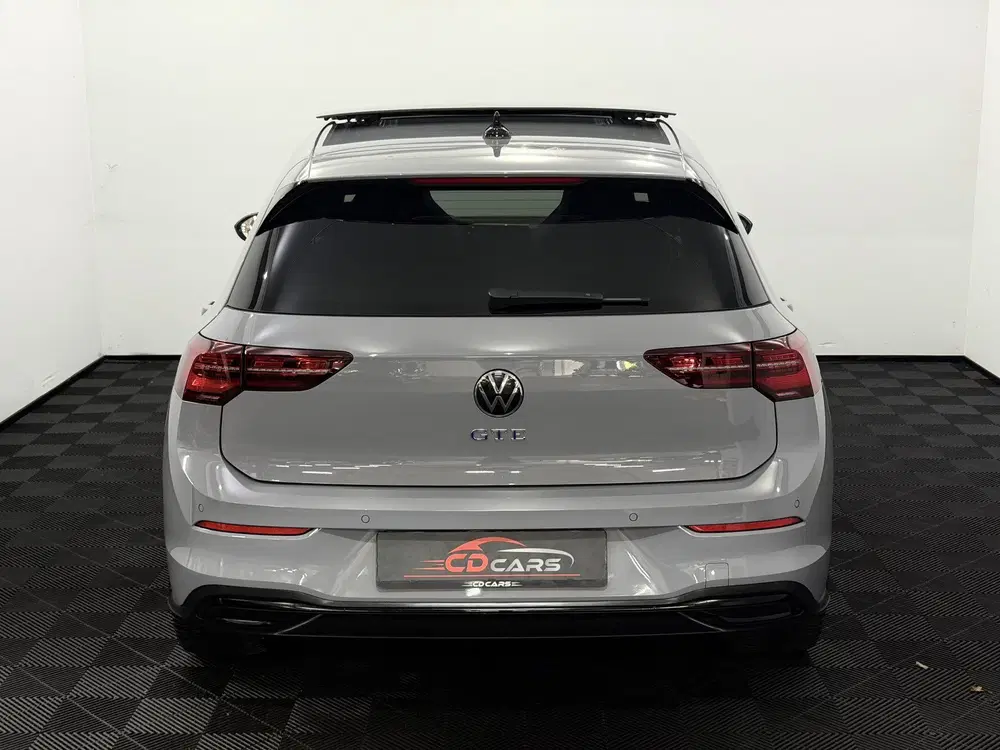 Volkswagen Golf 1.4 eHybrid GTE Panoramadak uit 2022, foto 5