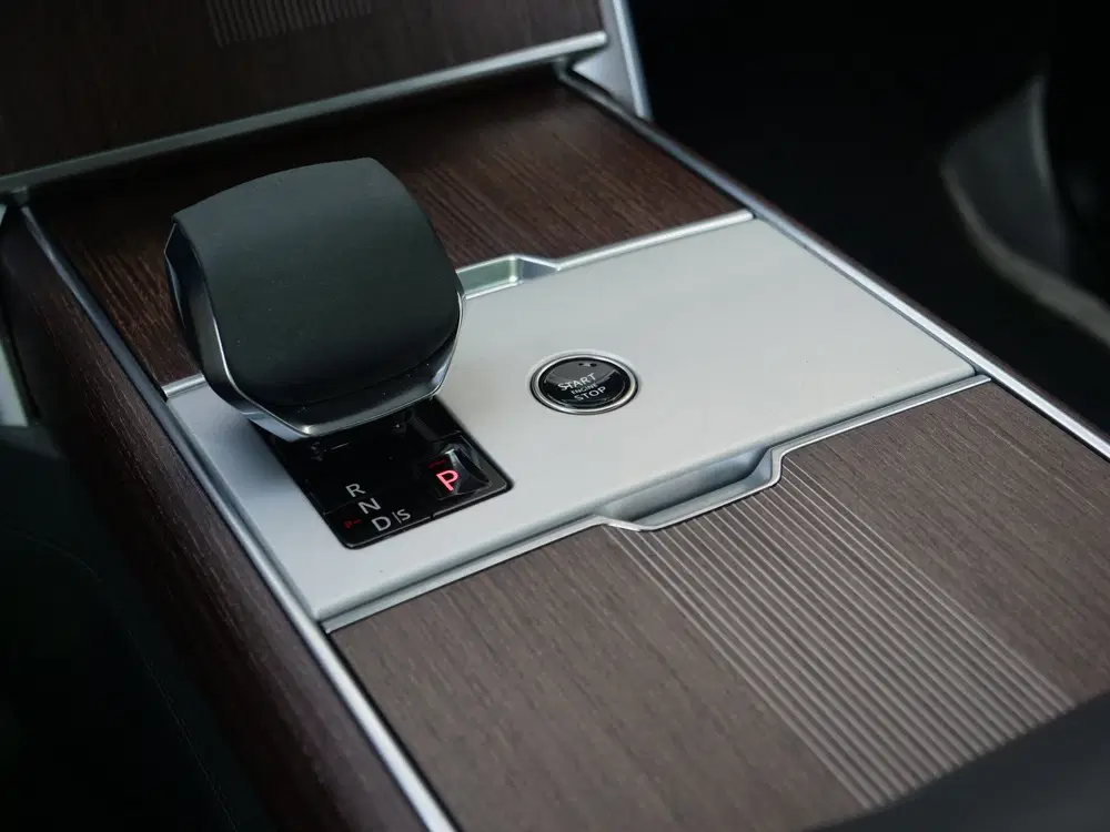 Land Rover Range Rover 3.0 P550e Autobiography uit 2024, foto 10