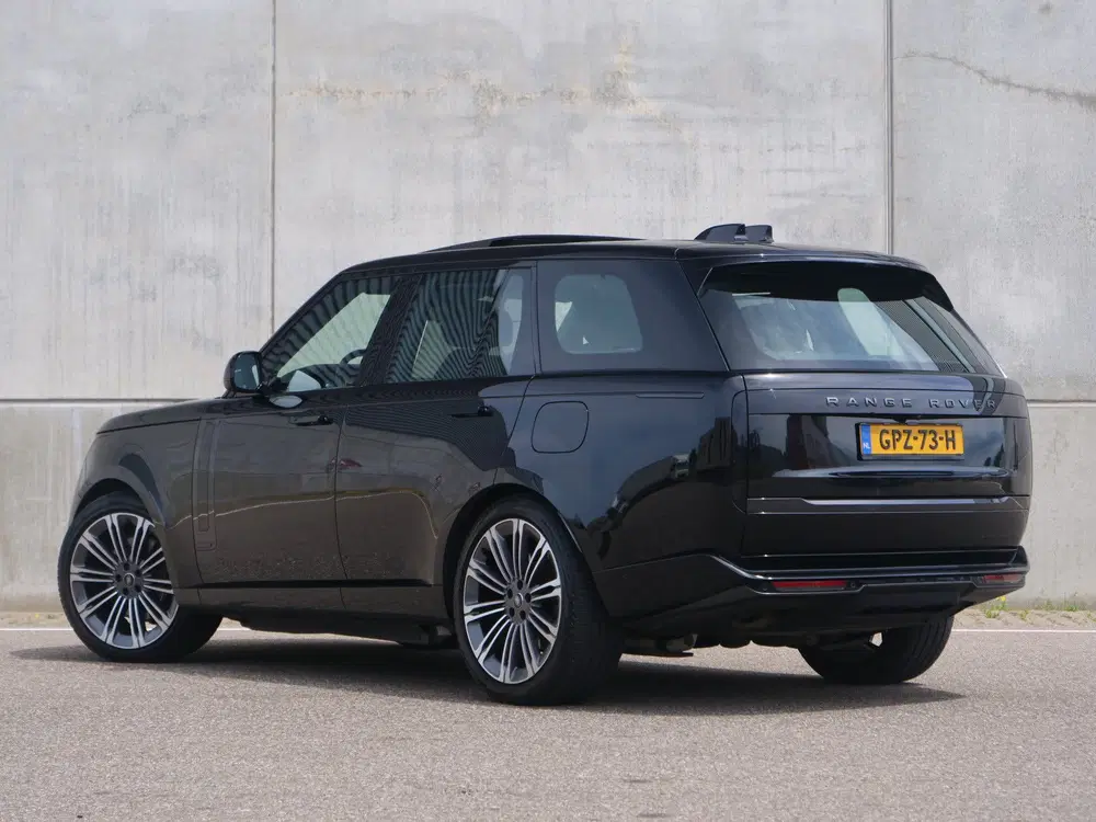 Land Rover Range Rover 3.0 P550e Autobiography uit 2024, foto 2