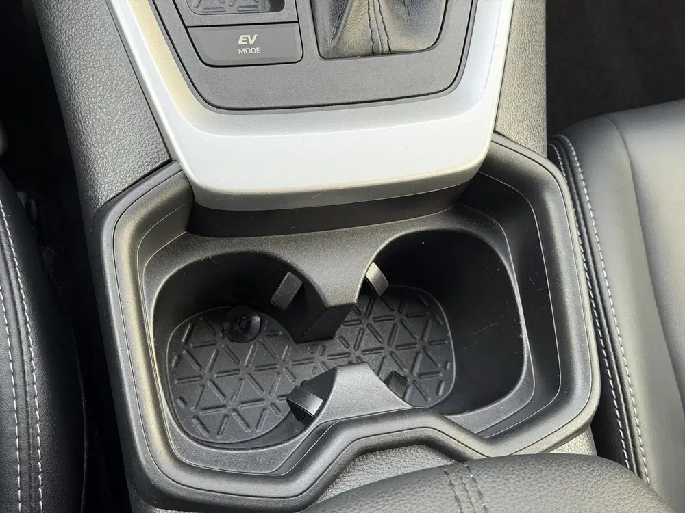 Toyota RAV 4 2.5 Hybrid First Edition TREKHAAK uit 2019, foto 15