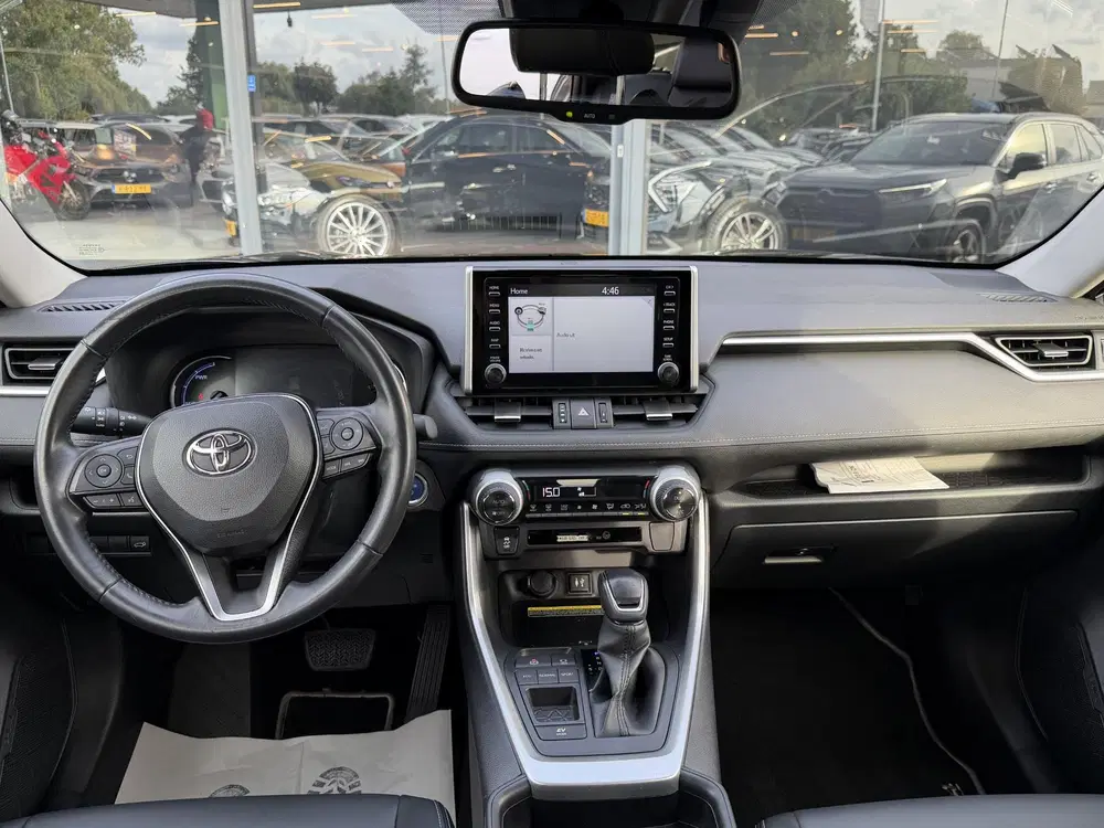 Toyota RAV 4 2.5 Hybrid First Edition TREKHAAK uit 2019, foto 2