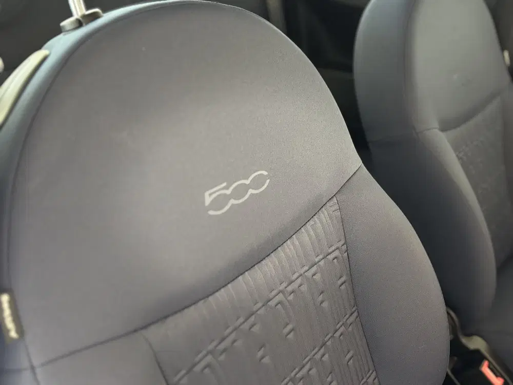 Fiat 500 1.0 Hybrid Cult uit 2021, foto 8