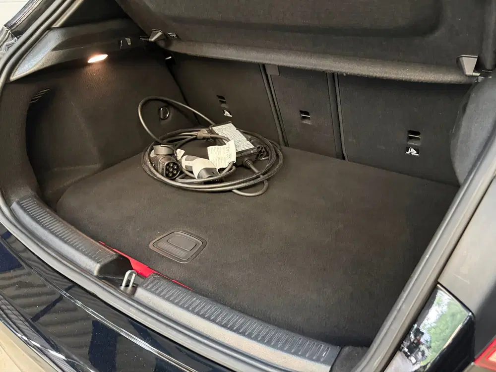 Mercedes-Benz A-Klasse 250 e AMG Line Panoramadak Camera uit 2022, foto 11