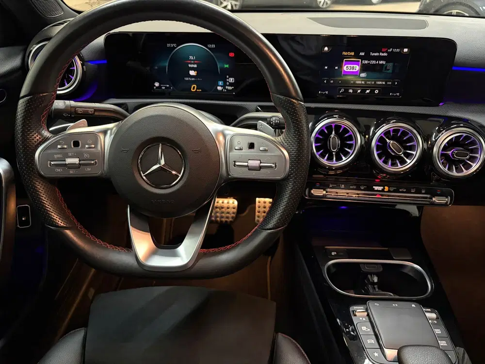 Mercedes-Benz A-Klasse 250 e AMG Line Panoramadak Camera uit 2022, foto 15