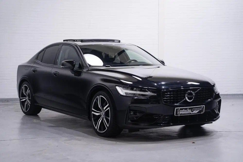 Volvo S60 2.0 B3 R-Design NAP Schuifdak Memory sport uit 2021, foto 2