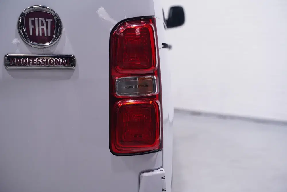 Fiat Scudo 2.0 MultiJet 145 pk L2H1 Airco uit 2023, foto 12