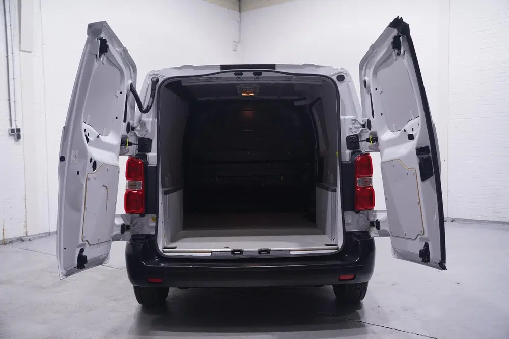 Fiat Scudo 2.0 MultiJet 145 pk L2H1 Airco uit 2023, foto 13