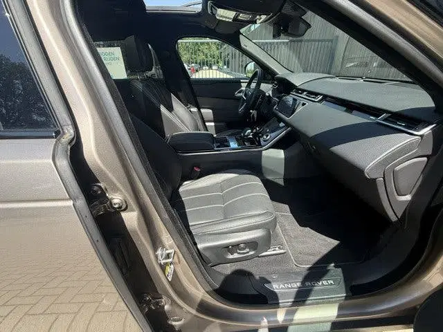 Land Rover Range Rover Velar 2.0 P400e S BTW uit 2022, foto 8