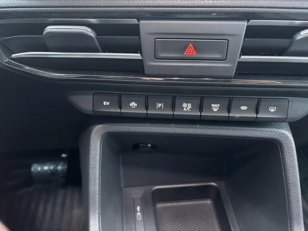 Ford Tourneo Connect 1.5 EcoBoost PHEV L2 Limited uit 2025, foto 15