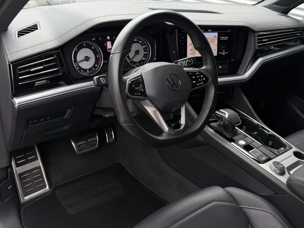Volkswagen Touareg 3.0 TDI R-Line I Aut. I Grijs Kenteken I uit 2021, foto 12