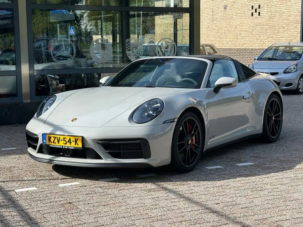 Porsche 911 3.0 TARGA 4 GTS Sport Chrono Approved Fron uit 2024, foto 3