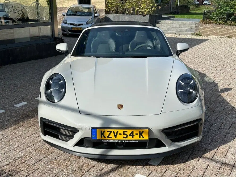 Porsche 911 3.0 TARGA 4 GTS Sport Chrono Approved Fron uit 2024, foto 5