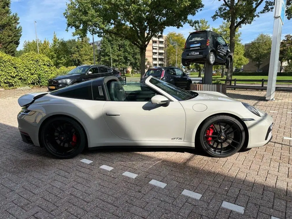 Porsche 911 3.0 TARGA 4 GTS Sport Chrono Approved Fron uit 2024, foto 6