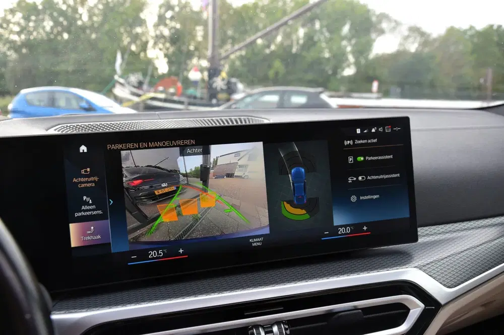 BMW i4 M50 High Executive 84 kWh I Schuifdak I Hu uit 2023, foto 15