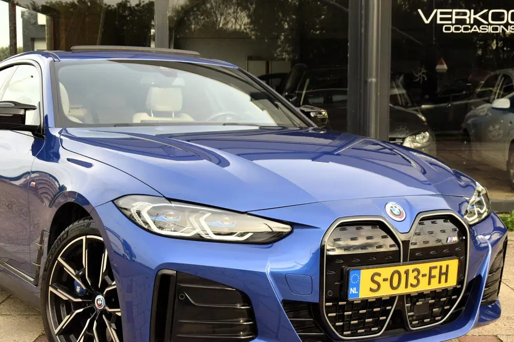 BMW i4 M50 High Executive 84 kWh I Schuifdak I Hu uit 2023, foto 5