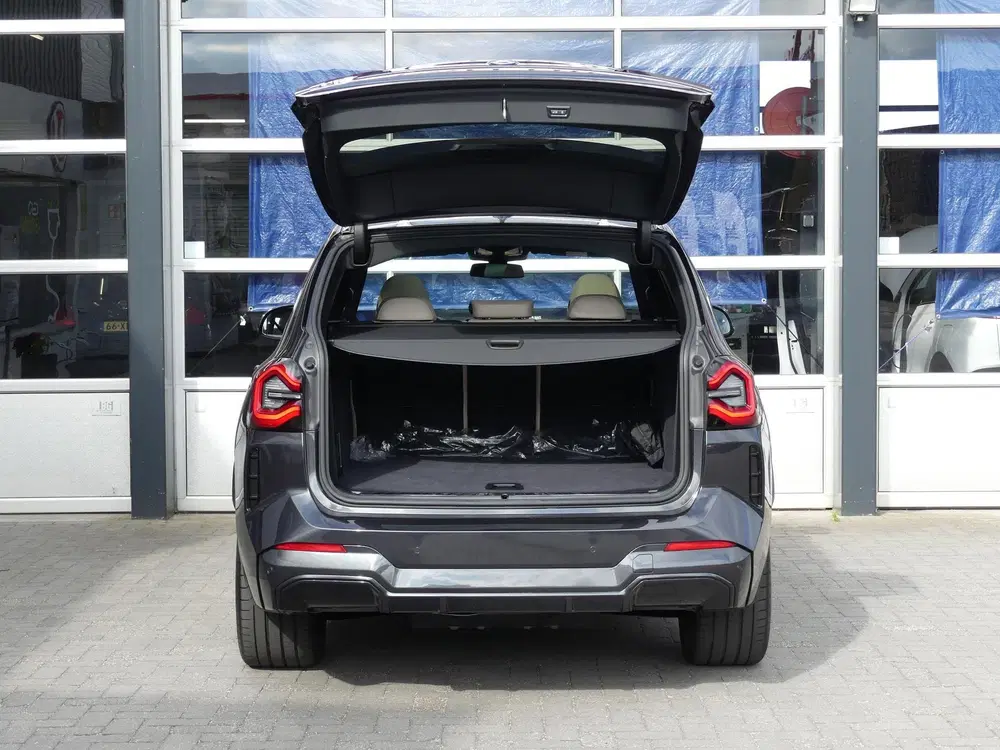 BMW iX3 High Executive M Pack 80 kWh *t uit 2024, foto 12