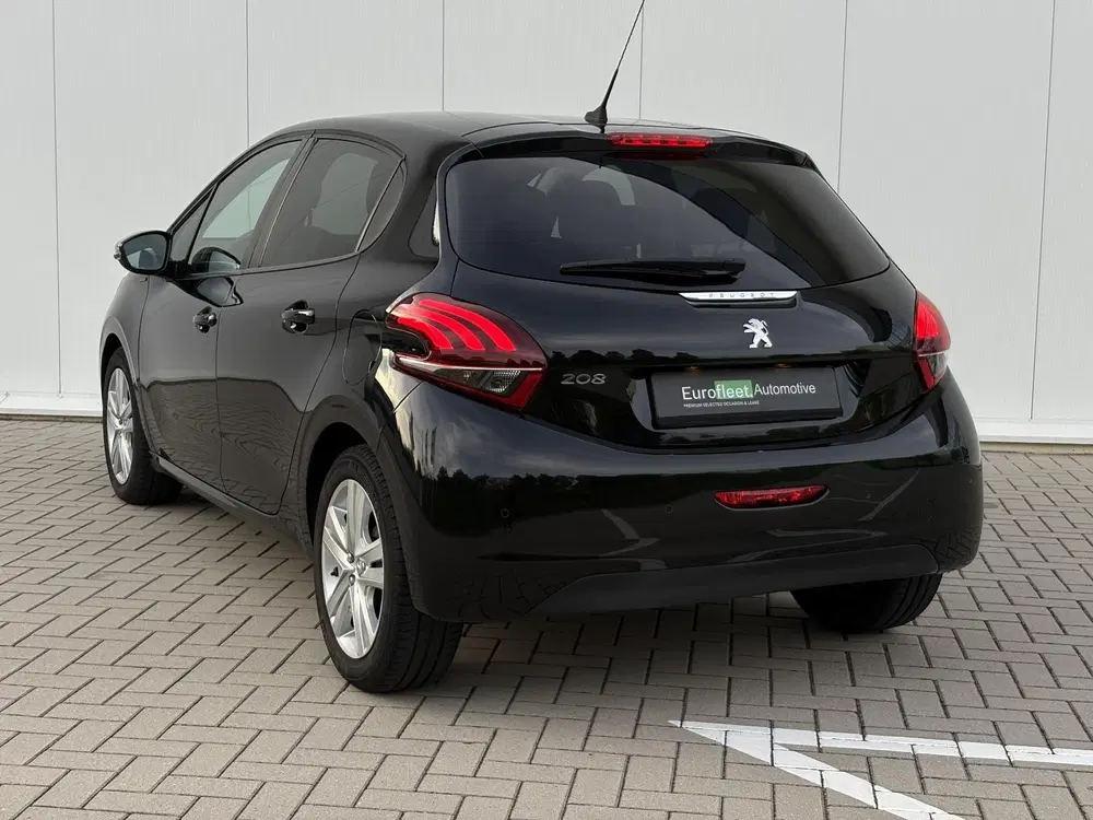 Peugeot 208 1.2 PureTech Signature uit 2019, foto 6