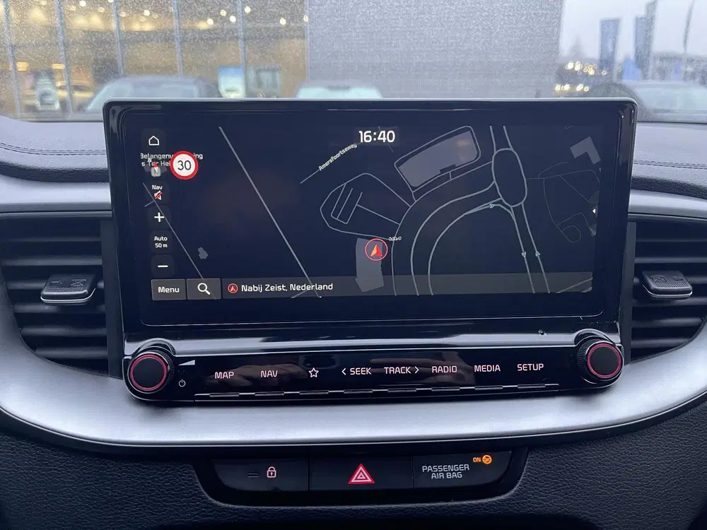 Kia Ceed 1.5 T-GDi DynamicLine Afneembare trekha uit 2024, foto 11
