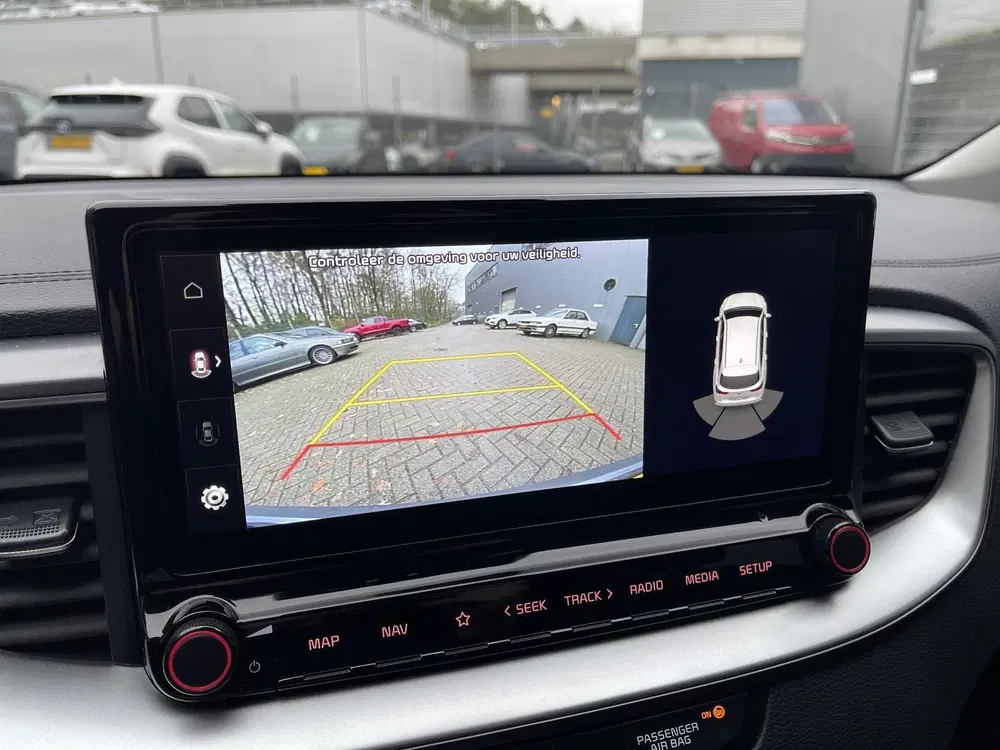 Kia Ceed 1.5 T-GDi DynamicLine Afneembare trekha uit 2024, foto 14
