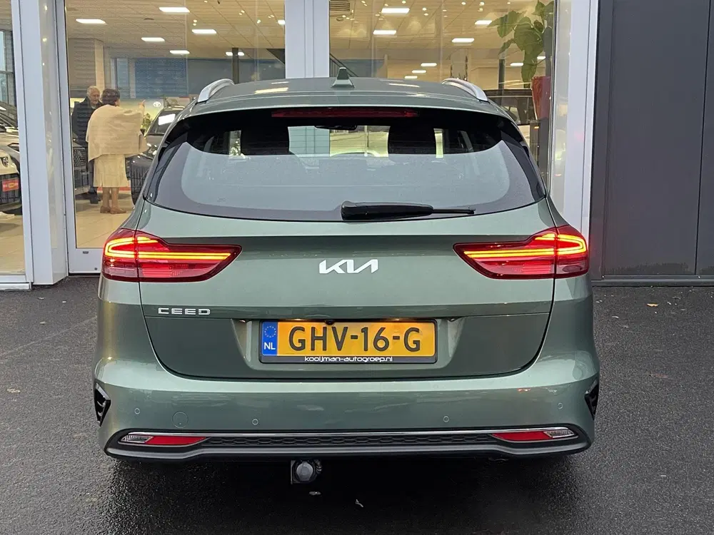 Kia Ceed 1.5 T-GDi DynamicLine Afneembare trekha uit 2024, foto 7