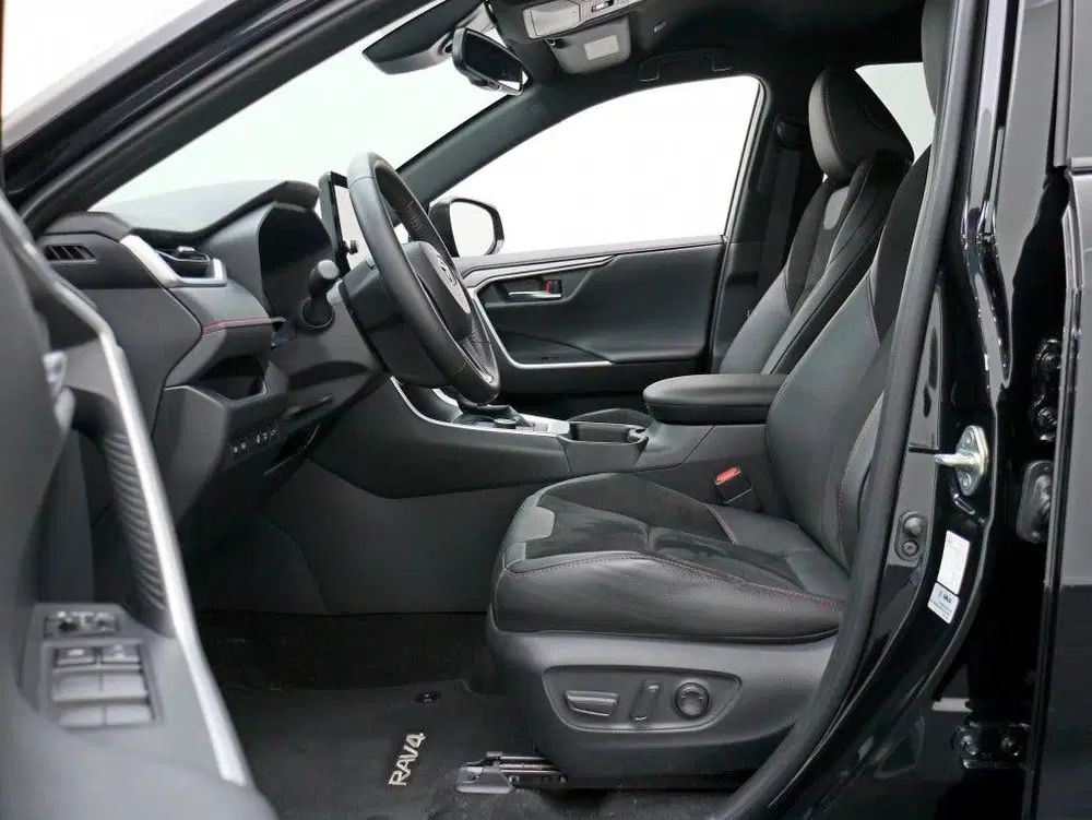 Toyota RAV 4 2.5 Plug in Hybrid AWD Style uit 2025, foto 14
