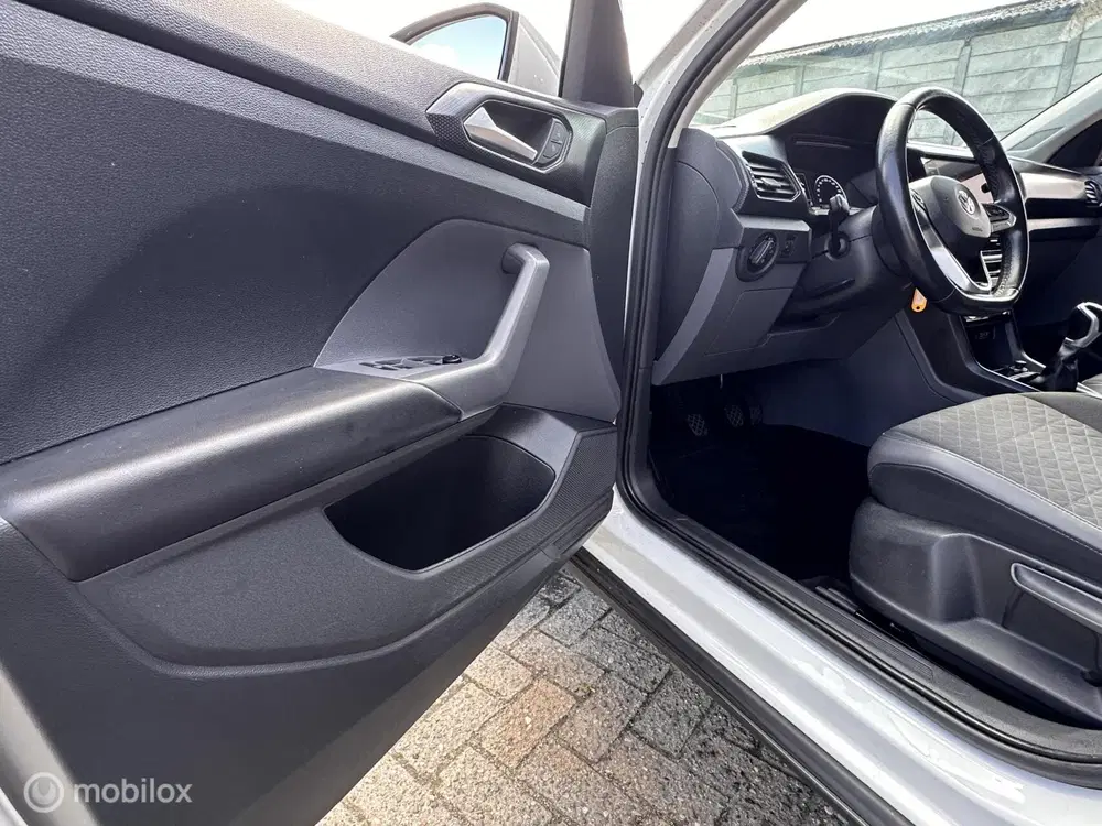 Volkswagen T-Cross 1.0 TSI 18dkm airco navigatie cruisecont uit 2019, foto 14