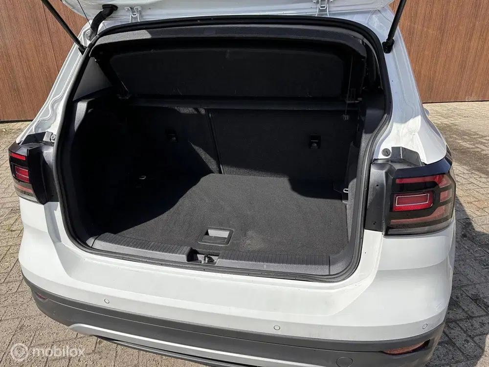 Volkswagen T-Cross 1.0 TSI 18dkm airco navigatie cruisecont uit 2019, foto 8
