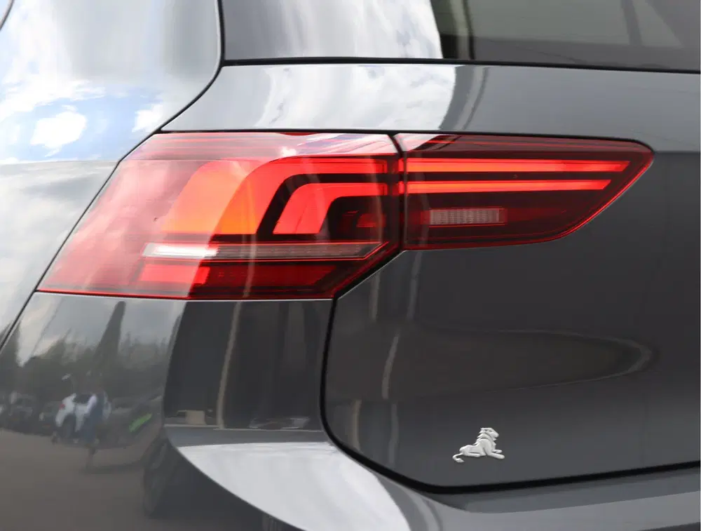 Volkswagen Golf 1.5 eTSI Life Edition uit 2024, foto 12