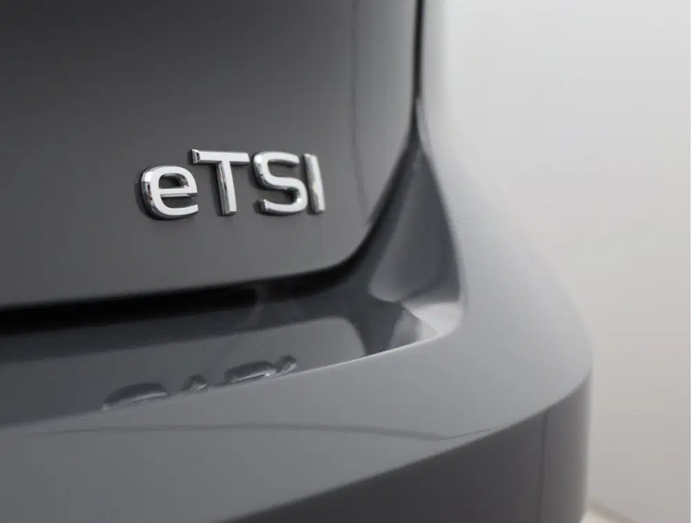 Volkswagen Golf 1.5 eTSI Life Edition uit 2024, foto 13