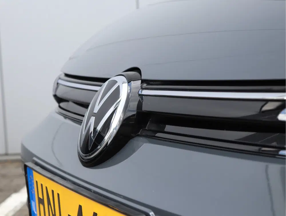 Volkswagen Golf 1.5 eTSI Life Edition uit 2024, foto 9