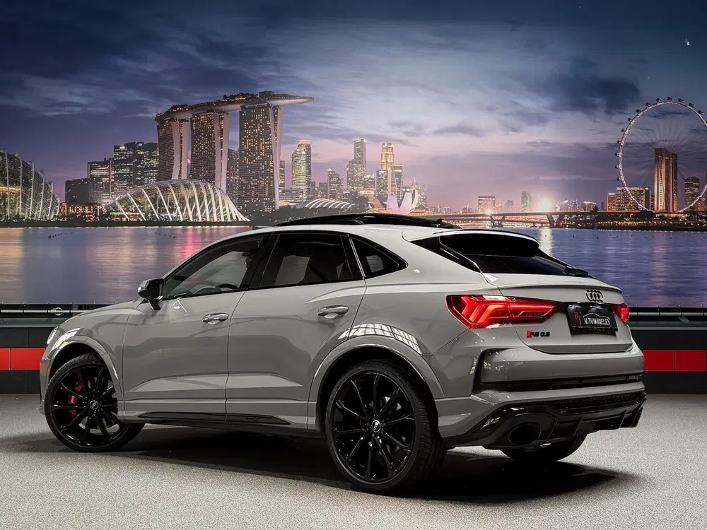 Audi RS Q3 TFSI RSQ3 uit 2022, foto 6