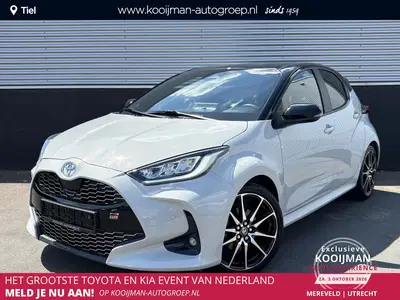 Toyota Yaris 1.5 Hybrid GR Sport Bi-tone uit 2024