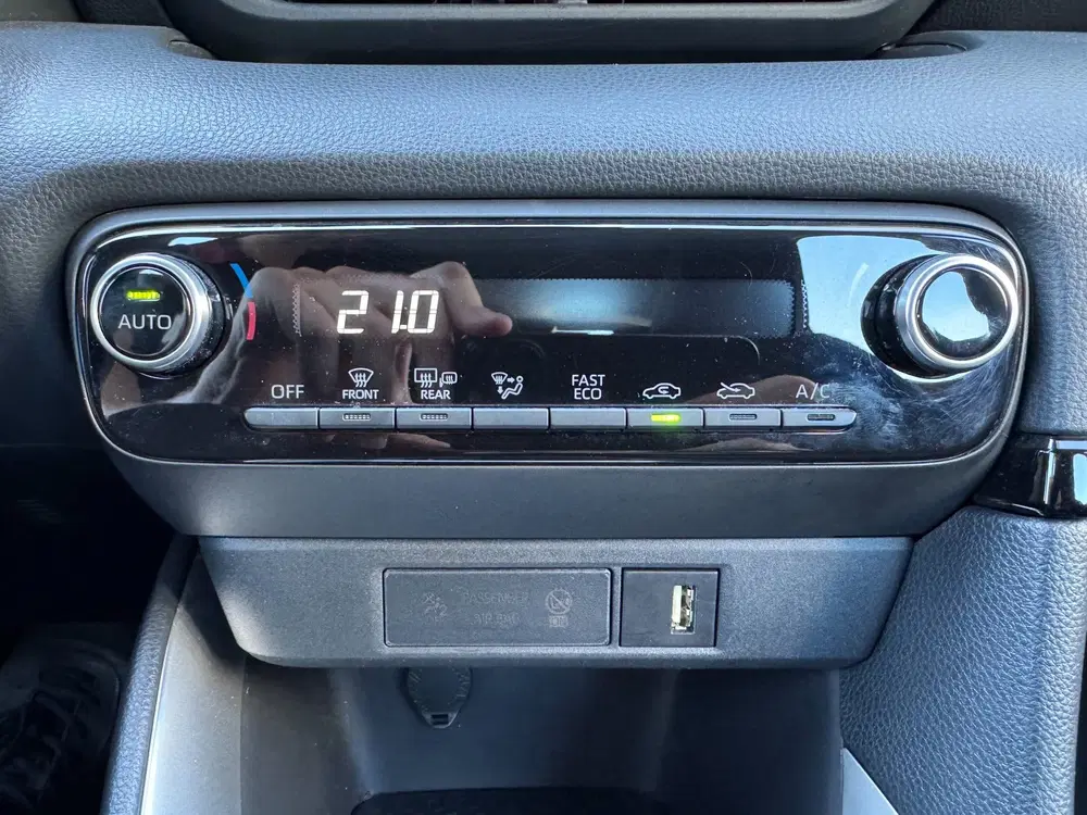 Toyota Yaris 1.5 Hybrid Dynamic uit 2021, foto 13