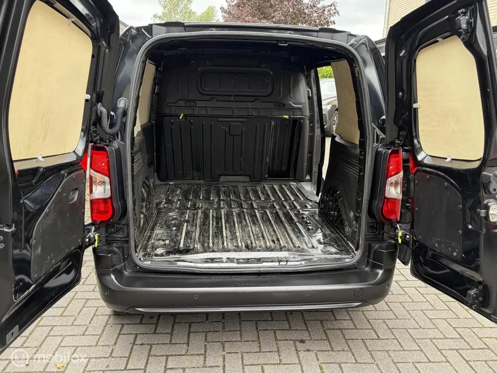 Opel Combo 1.5 BlueHDi 102 PK € 16.500 ex uit 2024, foto 13