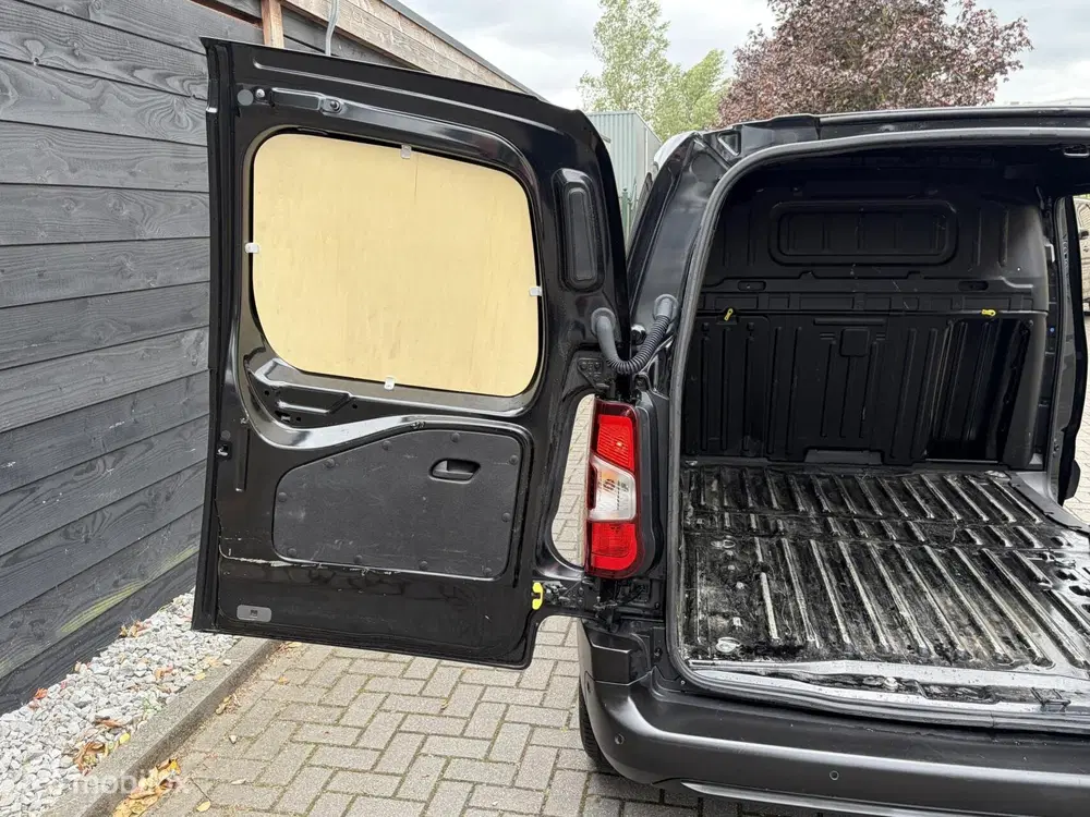 Opel Combo 1.5 BlueHDi 102 PK € 16.500 ex uit 2024, foto 14