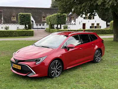 Toyota Corolla Corolla TS 2.0 Hybrid Lounge 184pk 85dkm Z uit 2021
