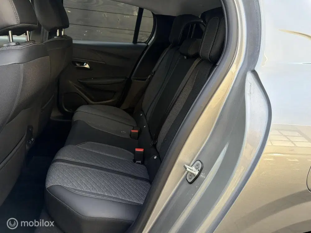 Peugeot 208 1.2 PureTech 100 Style 100 PK Clima uit 2025, foto 15